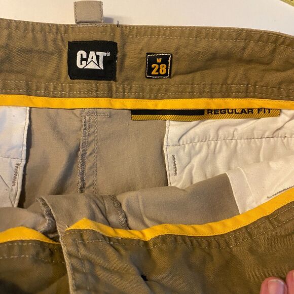 Caterpillar Inc Womankind Shorts Khaki Regular Fit Roll Tab Cuff Size 28 - Picture 8 of 15